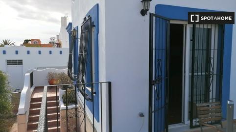 Foto 3 de Apartament per a compartir a Retamar, Almería