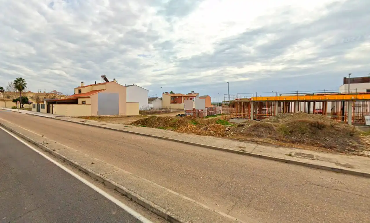 Terreno residencial en venta en Avenida de Las Vegas Altas 125, imagen 2