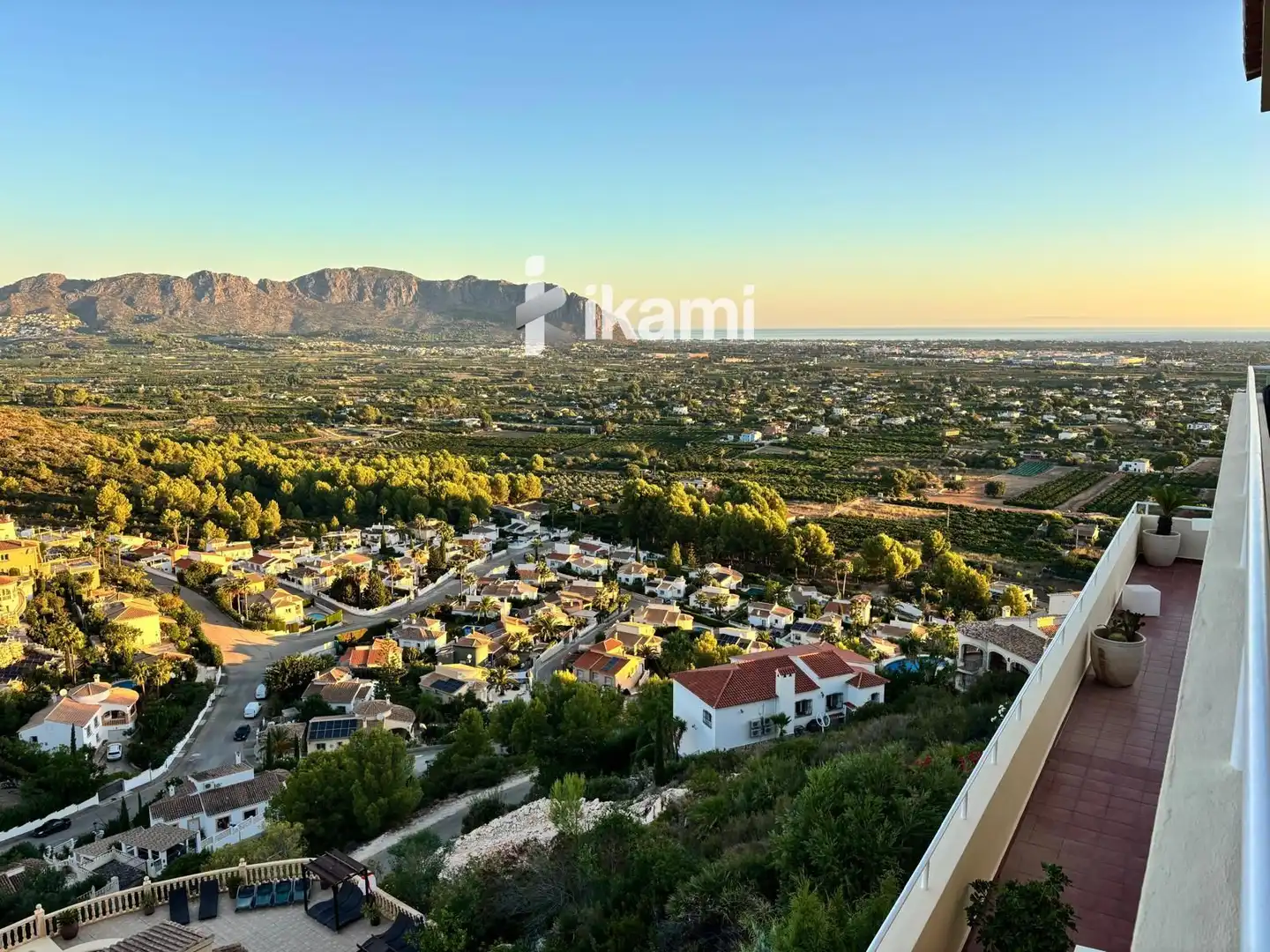 Detached homes for sale in Pedreguer, Alicante