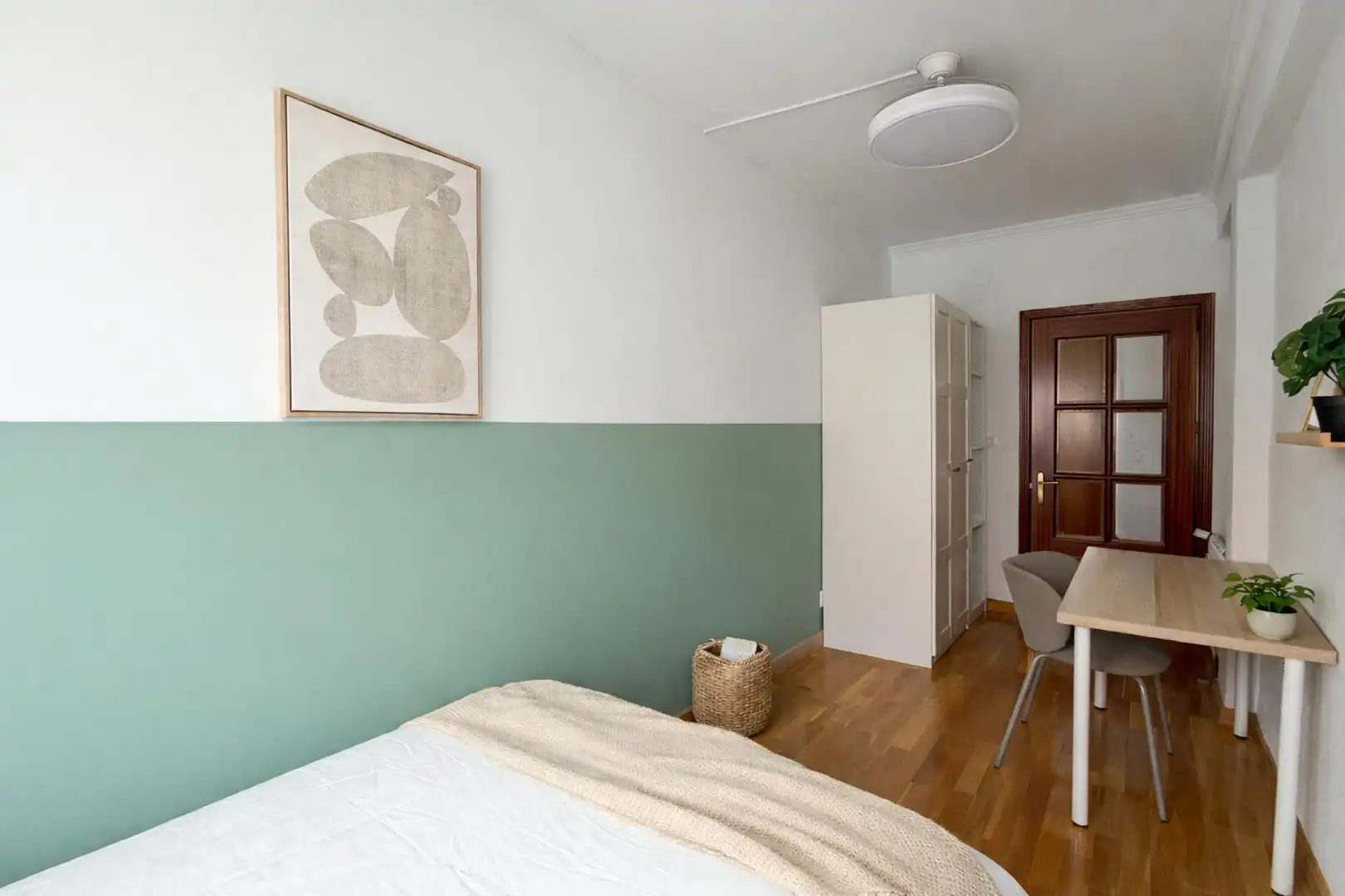 Habitación de Piso de alquiler en Madrid con Calefacción y Lavadora