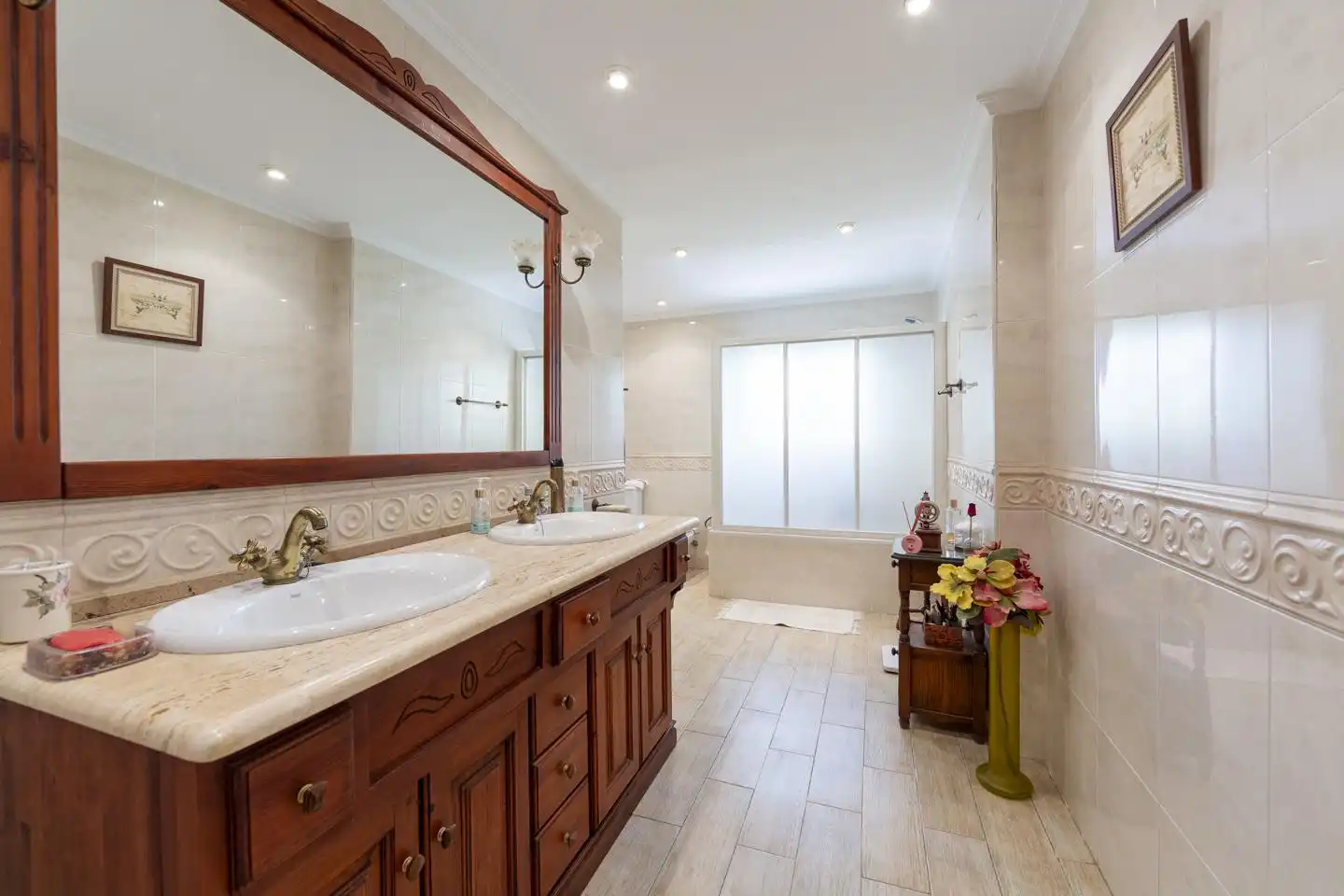 Baño de Casa o chalet en venta en Almería con Aire acondicionado, Jardín privado y Terraza