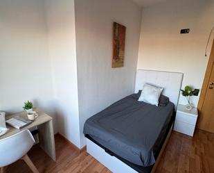 Bedroom of Flat to share in Sant Fost de Campsentelles  with Air Conditioner, Heating and Private garden