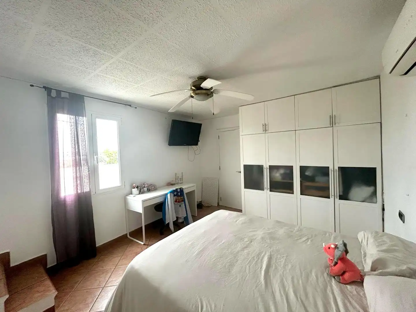 Habitación de Finca rústica en venta en Ciutadella de Menorca con Jardín privado, Terraza y Trastero