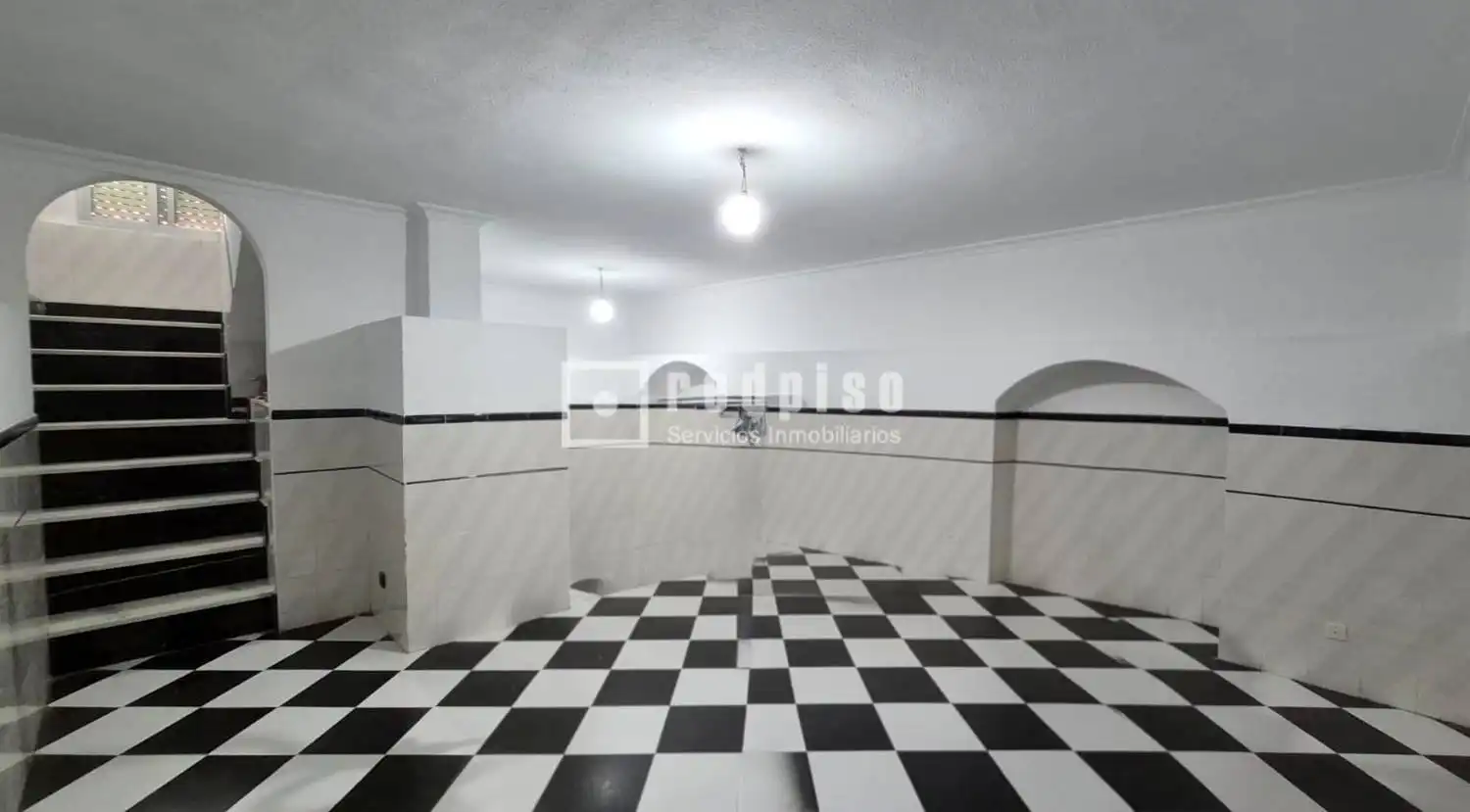 Houses for sale in Getafe  with Air Conditioner, Heating and Private garden