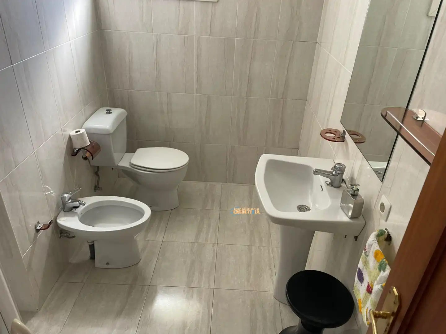 Bany de Pis en venda en Vigo  amb Calefacció, Parquet i Traster