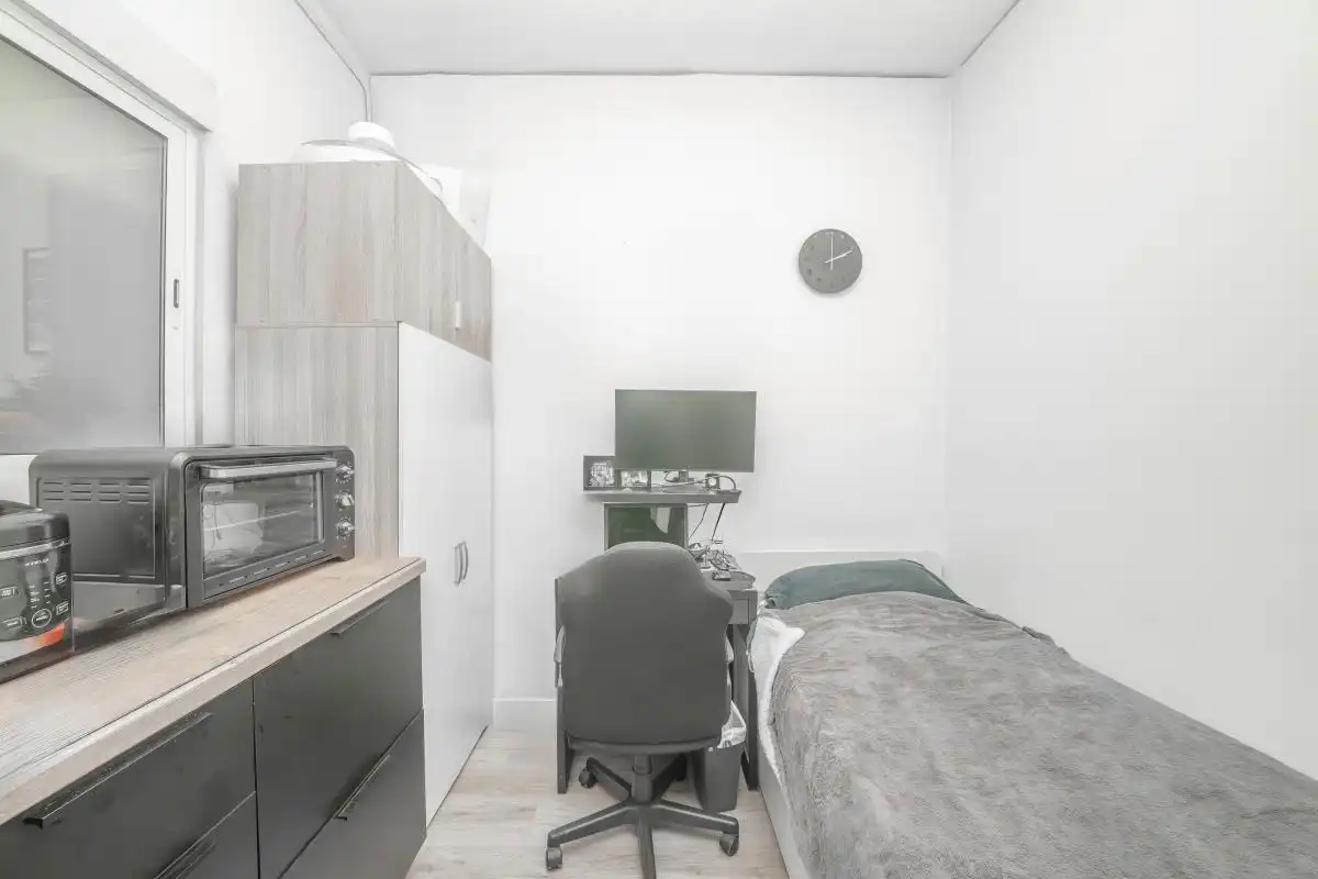 Schlafzimmer von Erdgeschoss zum Verkauf in Alicante / Alacant mit Klimaanlage, Heizung und Möbliert