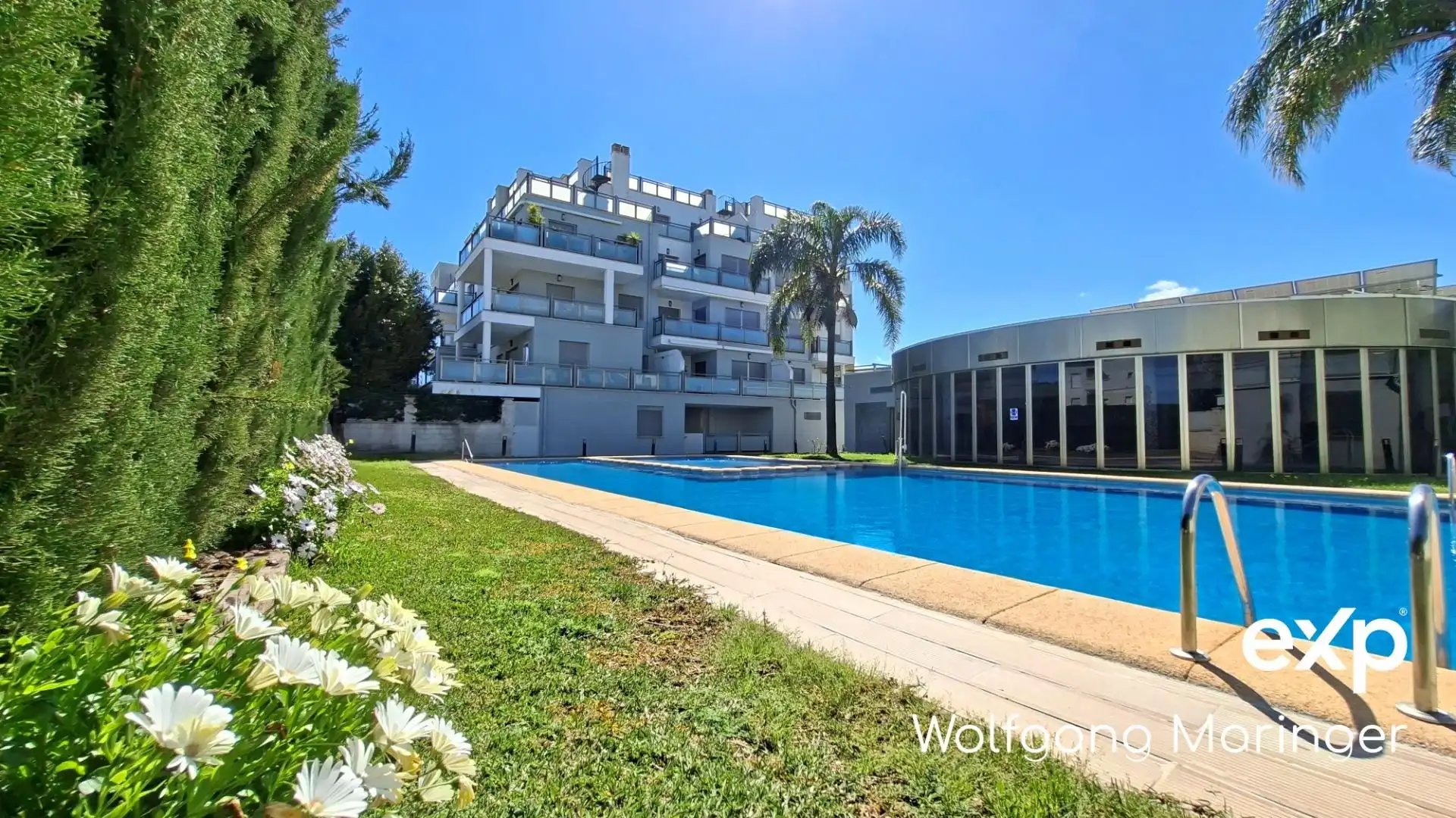 Piscina de Dúplex en venda en Oliva amb Aire condicionat, Calefacció i Jardí privat