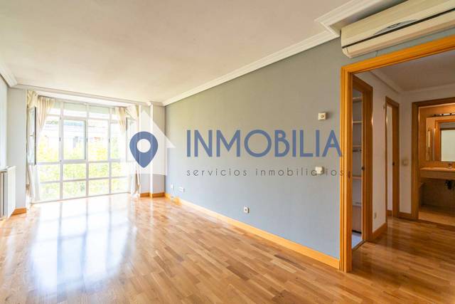 Piso en Venta en Calle Bahía de Almería en Corralejos - Campo de las Naciones