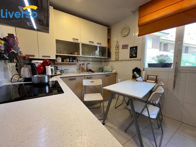 Casa adosada en Venta en Calle ERAS (VILLATORO) en Villatoro