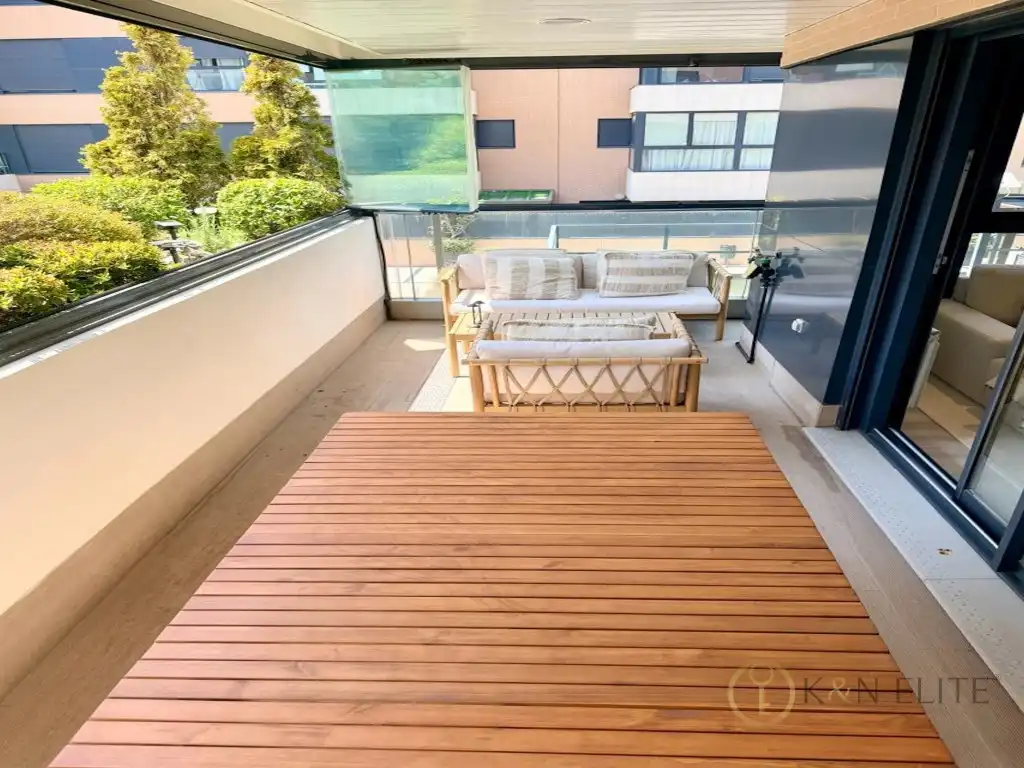 Terrasse von Wohnung zur Miete in La Moraleja mit Schwimmbad