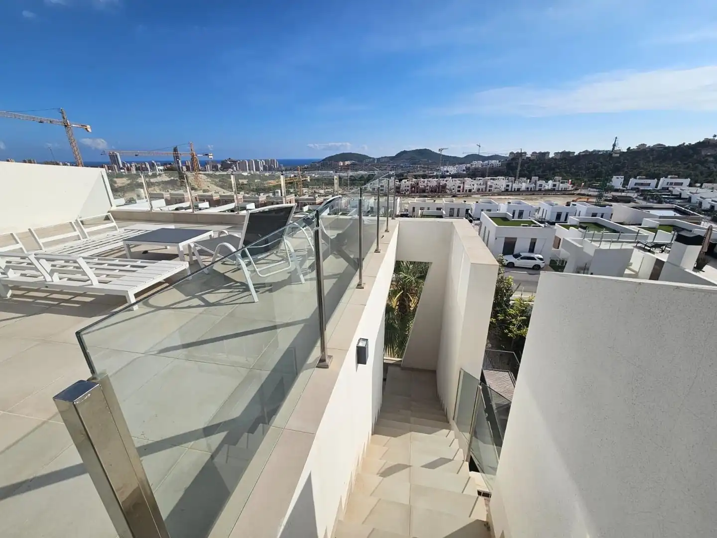 Terraza de Ático de alquiler en Finestrat con Aire acondicionado, Calefacción y Jardín privado