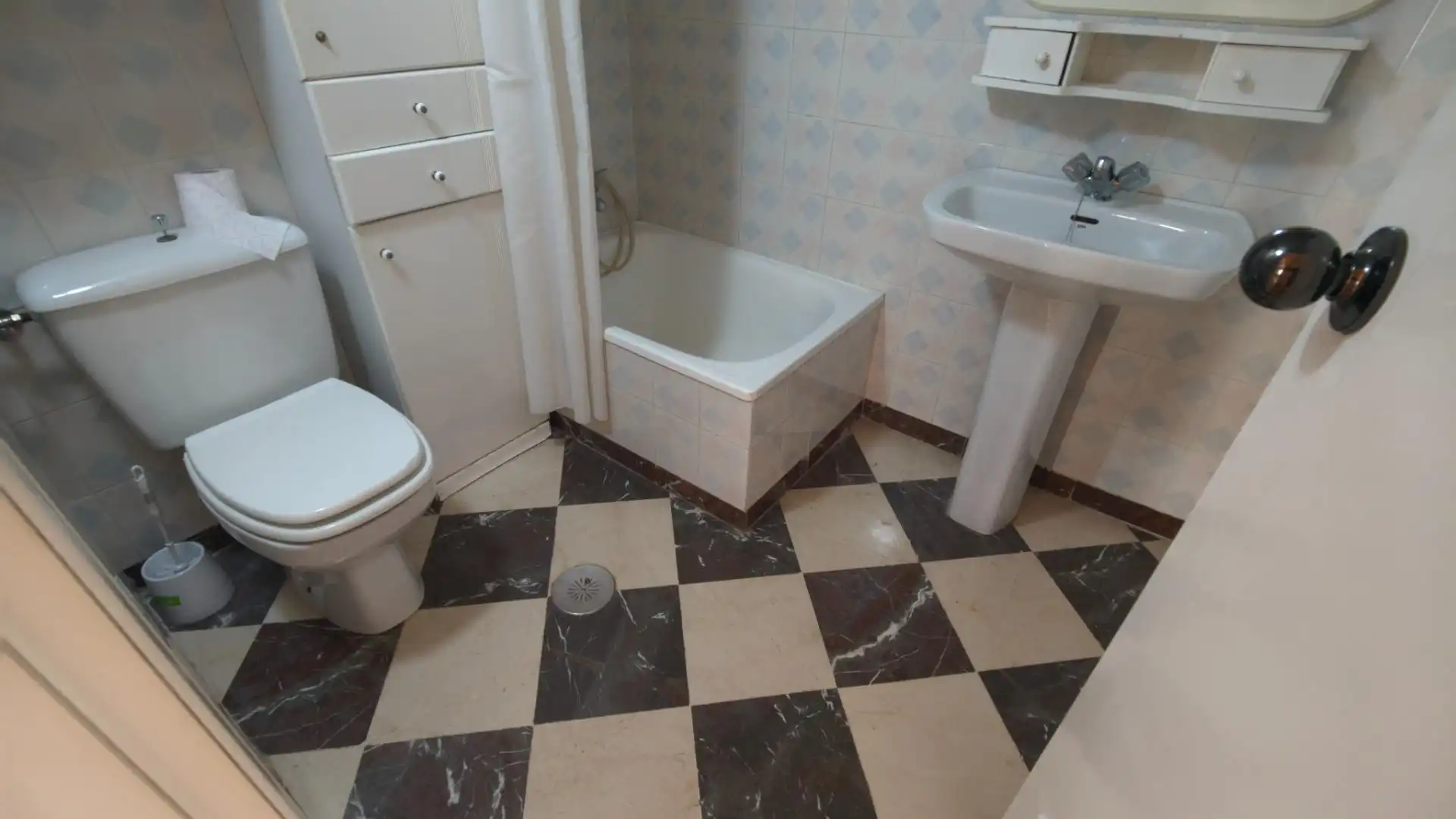 Bathroom of Flat for sale in Cenes de la Vega  with Air Conditioner, Heating and Balcony