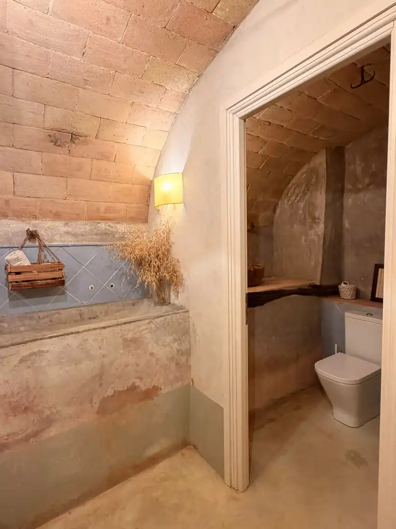 Baño de Finca rústica en venta en Vilademuls