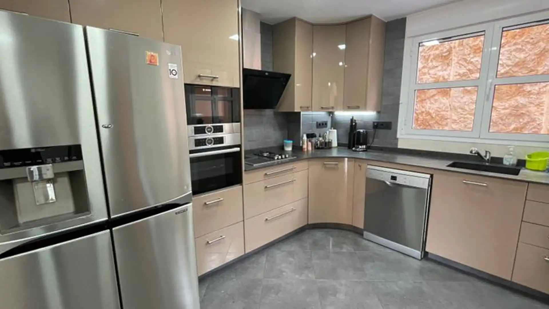 Casa adosada en venda a Calle SERRA GELADA, Racó