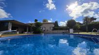 Piscina de Casa o xalet en venda en Seva amb Aire condicionat, Terrassa i Balcó