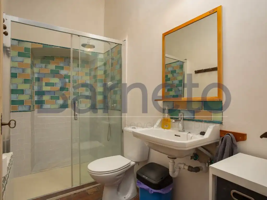 Badezimmer von Country house zum Verkauf in Foixà