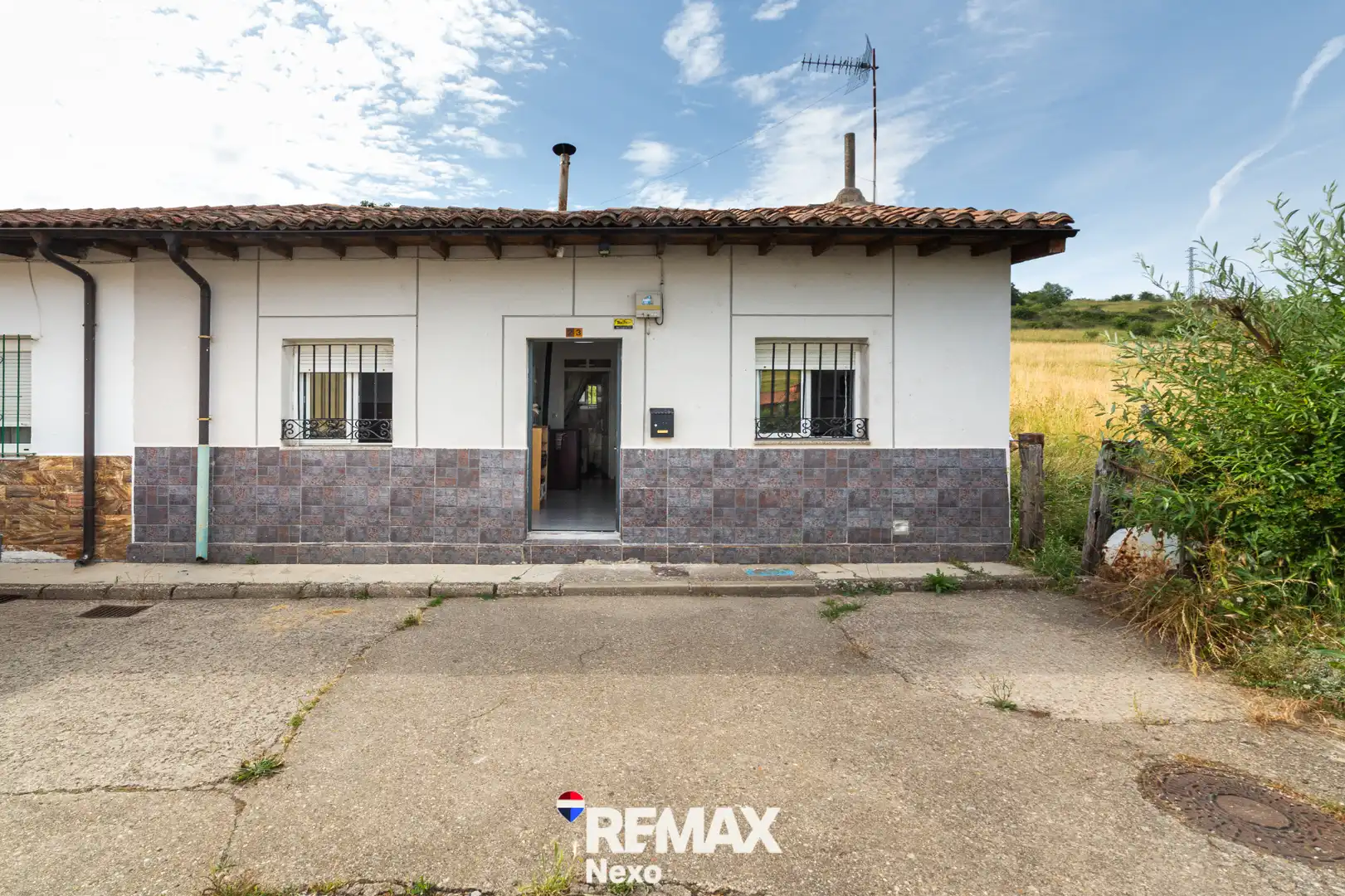 Exterior view of Detached homes for sale in Guardo  with Heating, Storage room and Furnished