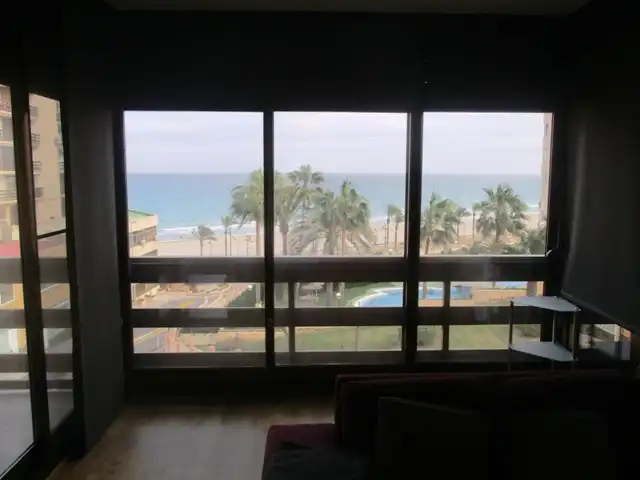 Apartament amb ascensor de lloguer a Carrer el Pinós 18