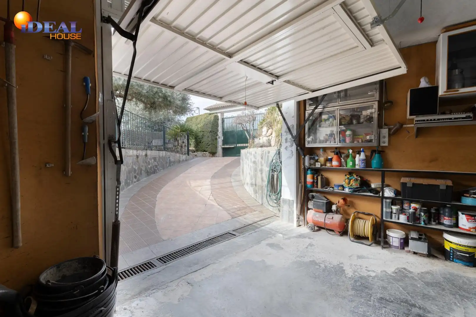 Villa mit Terrasse zum Verkauf in Calle Calle Borgoña, imagen 61