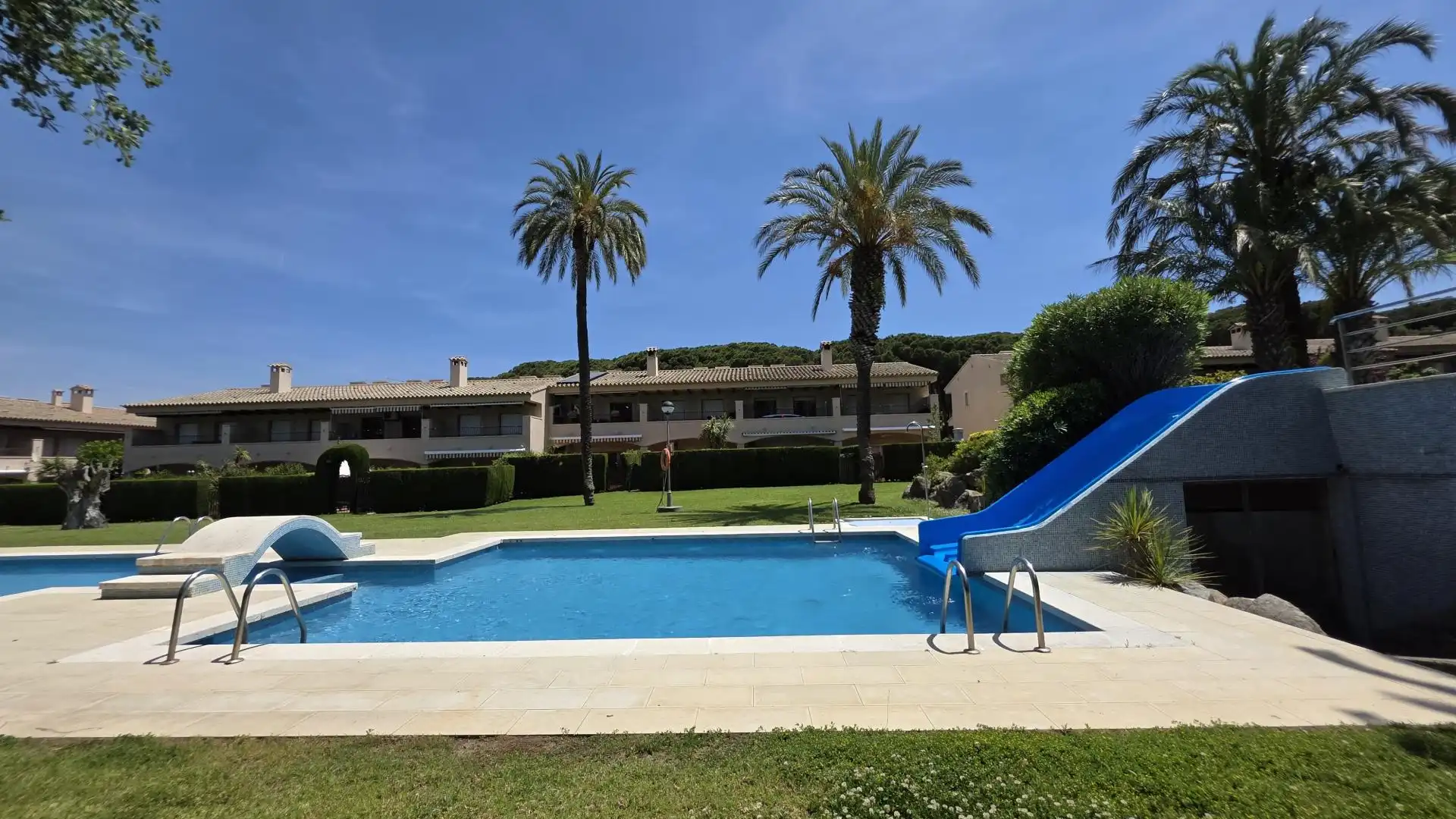 Jardín de Casa adosada en venta en Castell d'Aro, Platja d'Aro i s'Agaró con Calefacción, Jardín privado y Piscina