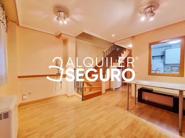 Piso en Alquiler en Doctor Jose Maria Poveda  en Villalba Pueblo