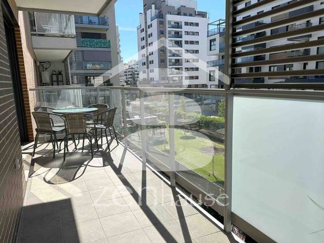 Piso en Venta en Calle de Enrique Urquijo en El Cañaveral