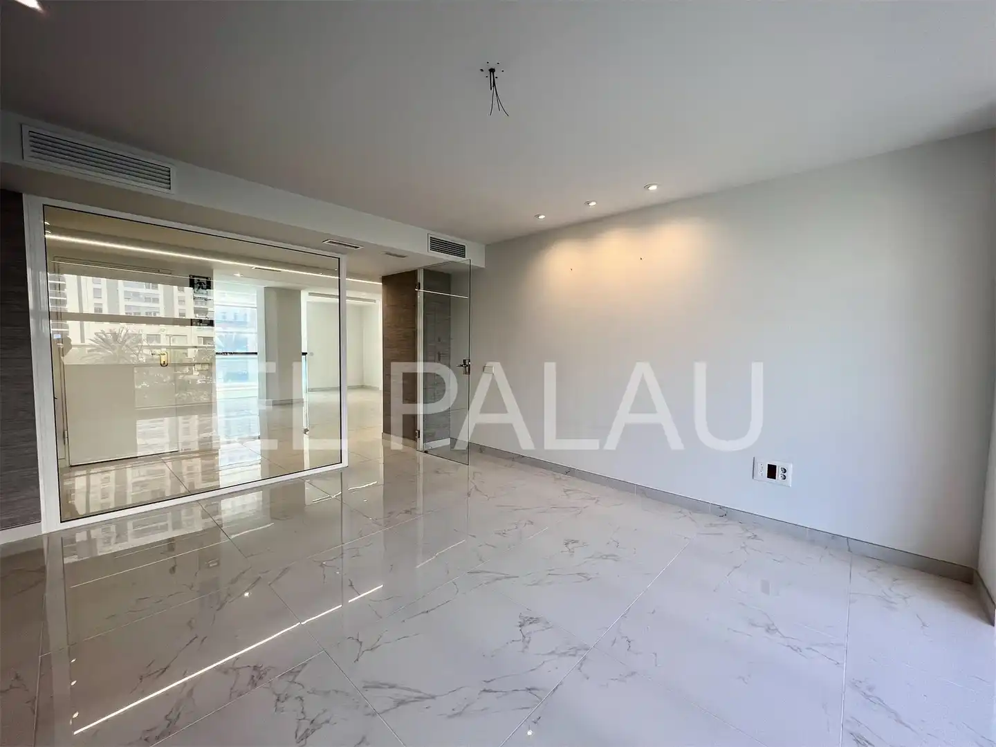 Living room of Office for rent in Valencia  with Air Conditioner