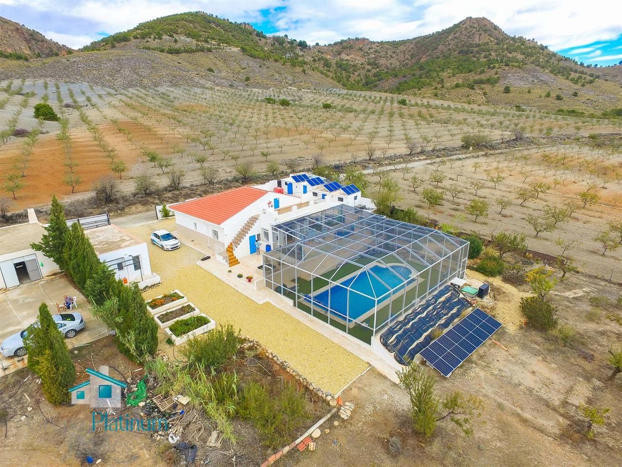Jardí de Casa o xalet en venda en Oria amb Calefacció, Jardí privat i Piscina