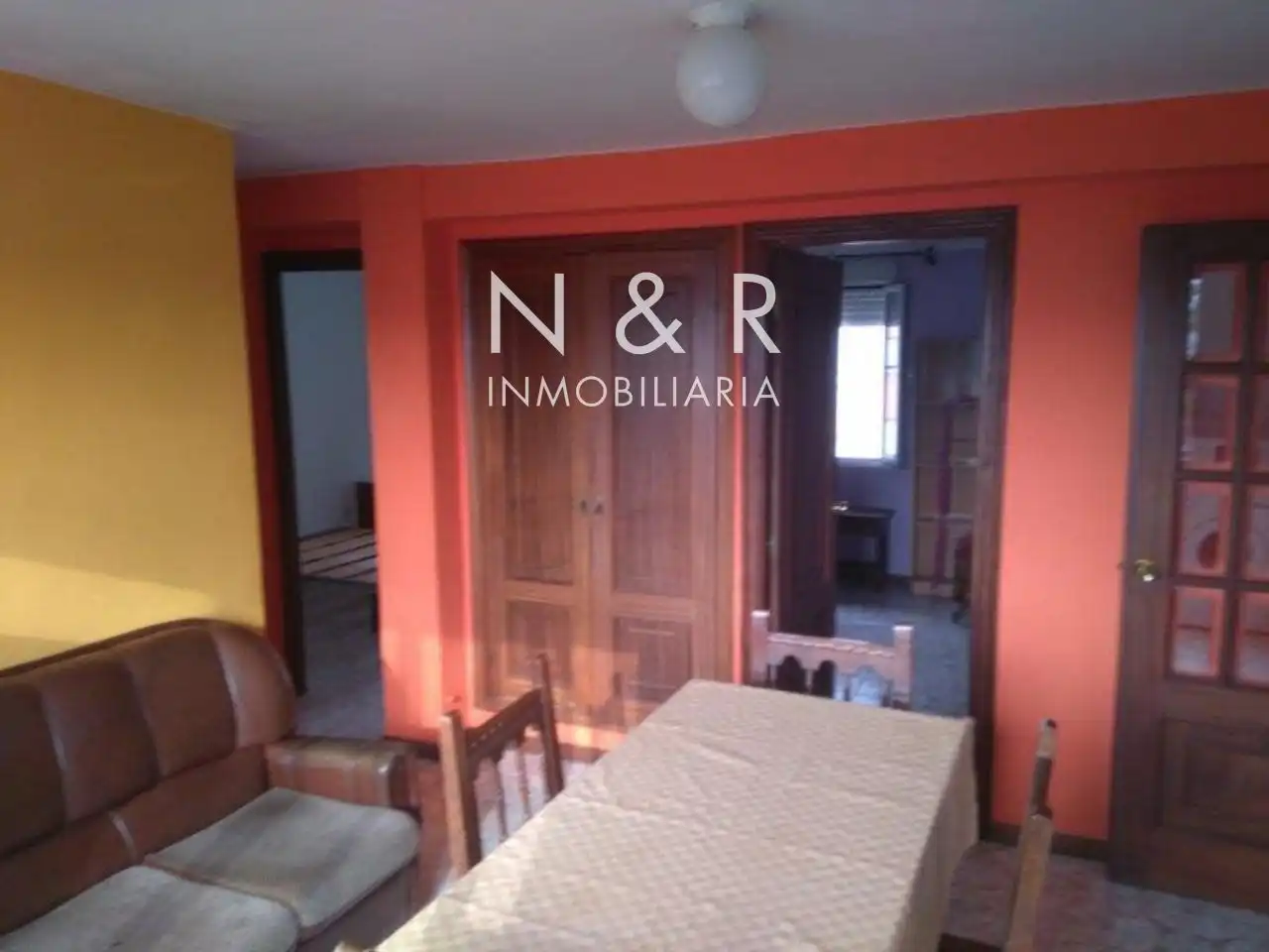 Exterior view of Flat for rent in Santiago de Compostela   with Furnished