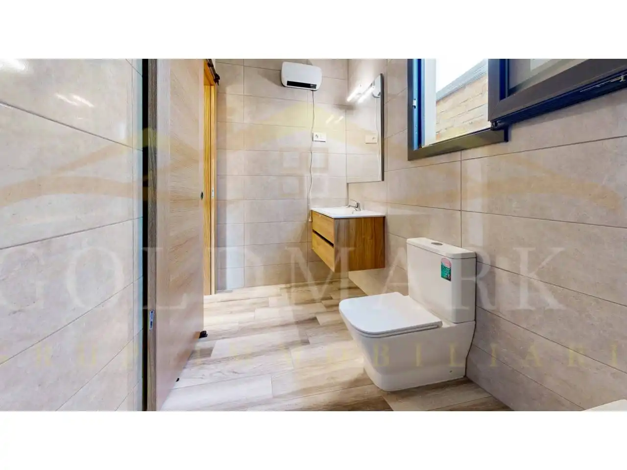 Bathroom of Houses for sale in Rubí  with Air Conditioner, Heating and Private garden
