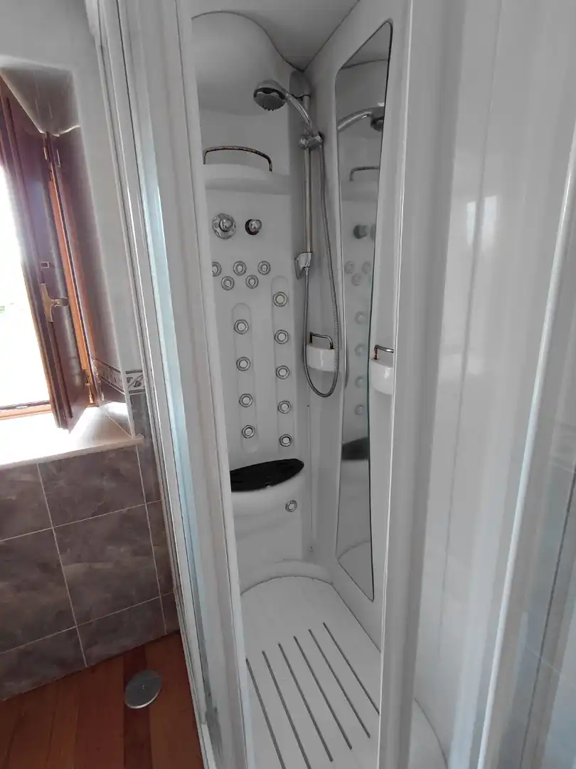 Baño de Casa o chalet en venta en Betanzos con Calefacción, Jardín privado y Trastero