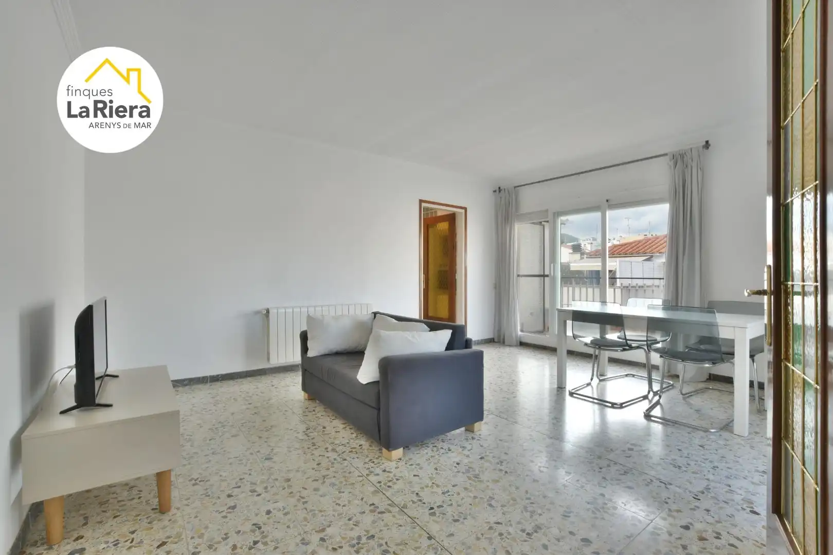 Wohnzimmer von Wohnung zum Verkauf in Arenys de Mar mit Klimaanlage, Heizung und Terrasse