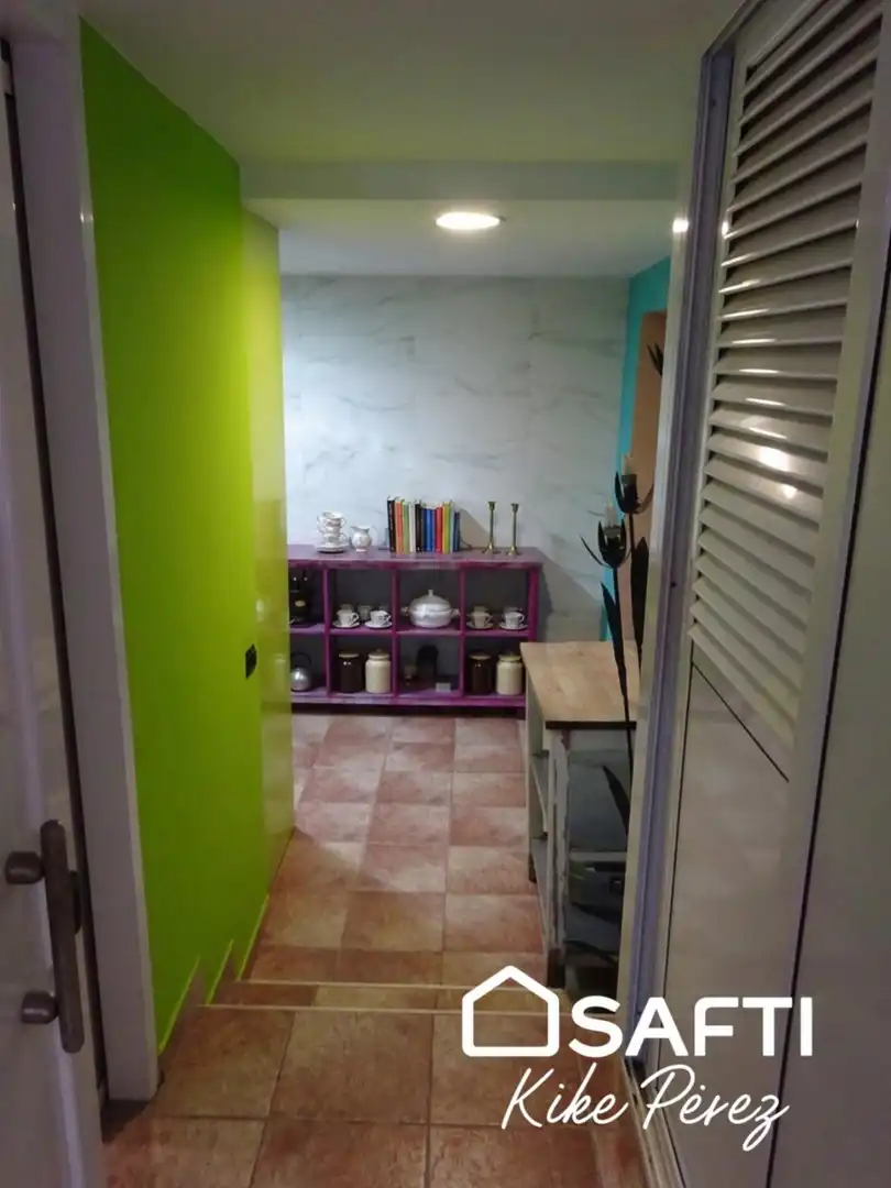 Cuina de Casa o xalet en venda en Rubí amb Terrassa, Piscina i Moblat