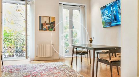 Foto 2 de Piso de alquiler en C/ de Ponzano, Almagro,  Madrid Capital