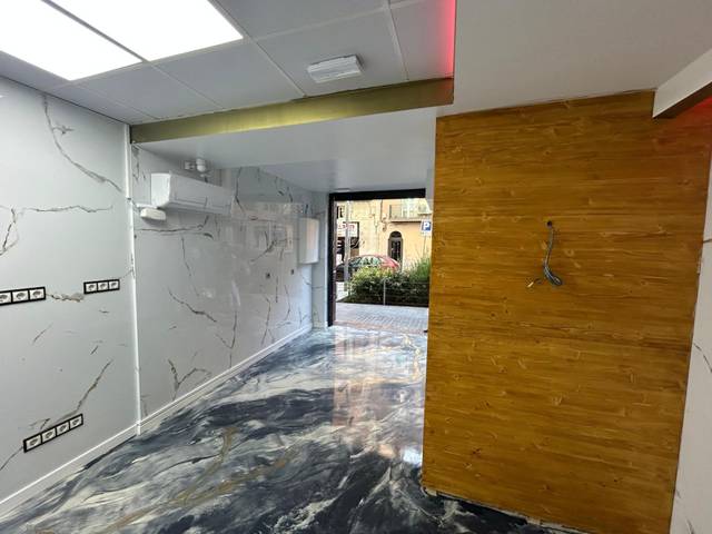 Local comercial en Alquiler en La Maternitat i Sant Ramon