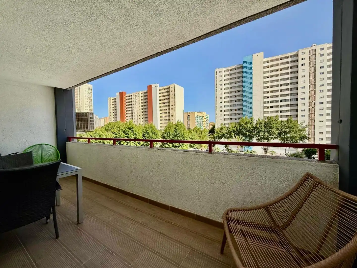 Terraza de Apartamento en venta en Benidorm con Jardín privado, Terraza y Amueblado