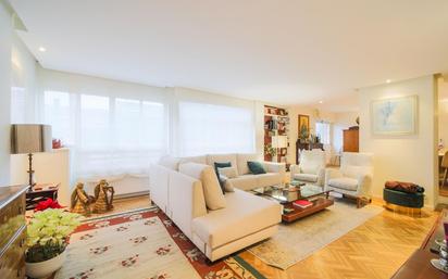 Living room of Duplex for sale in Las Rozas de Madrid  with Heating, Private garden and Terrace