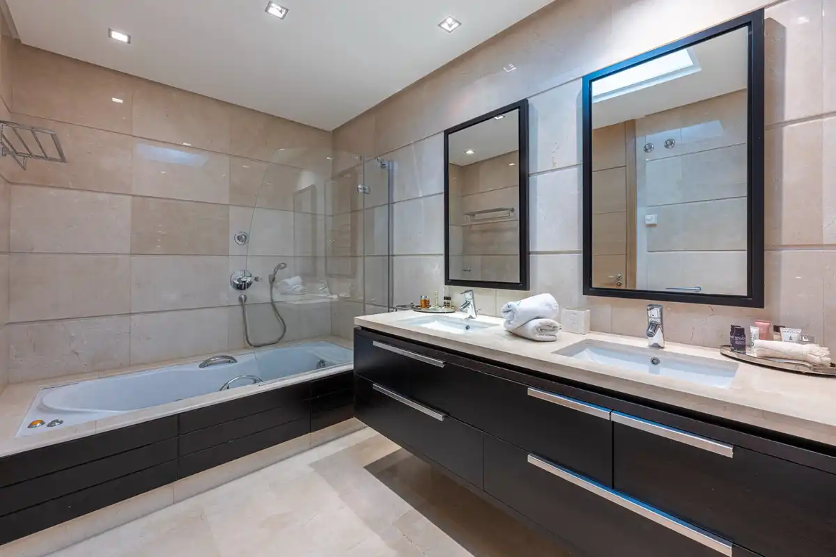 Piso con terraza en venta en Urbanizacion el Herrojo 2, imagen 19