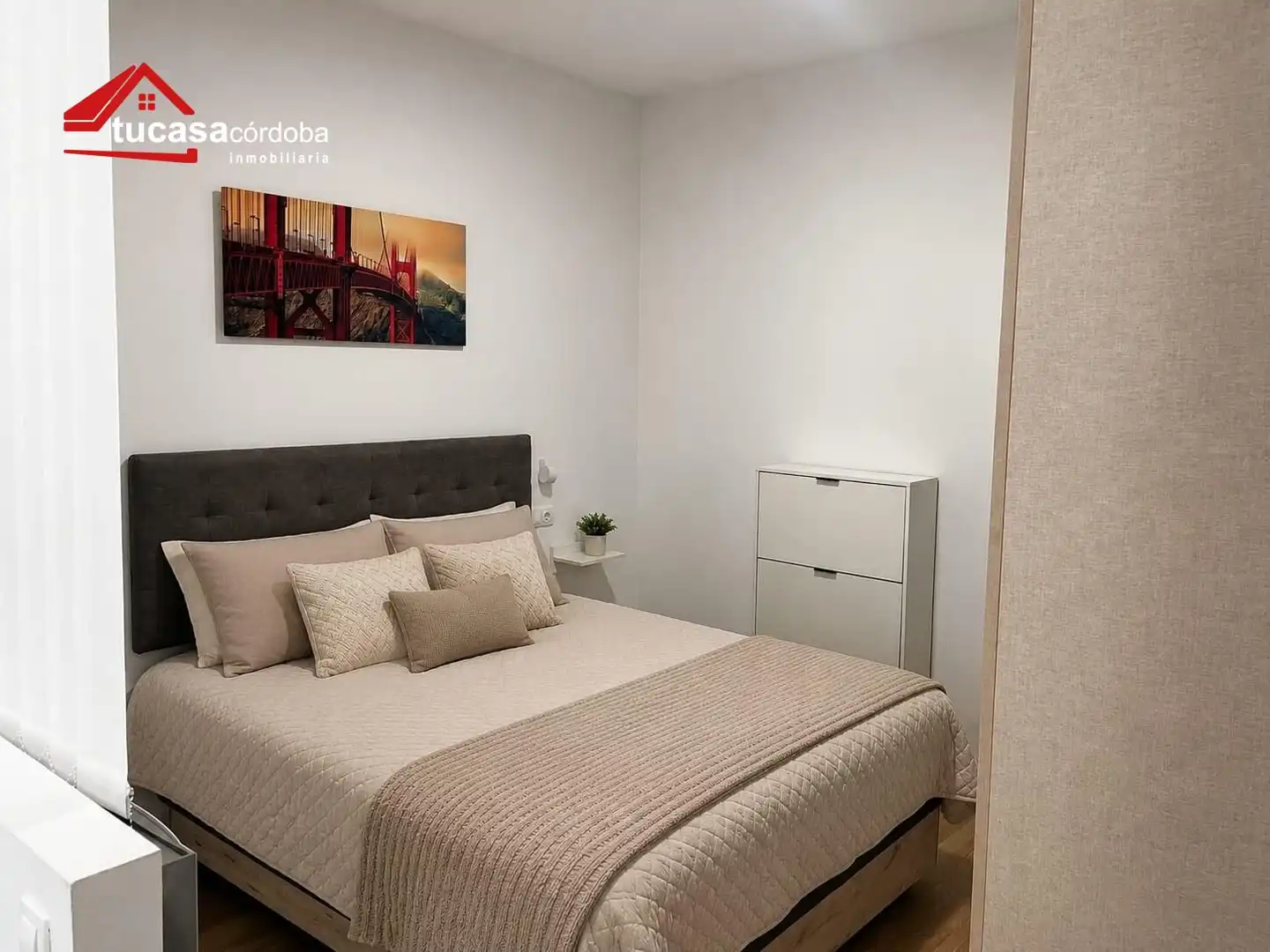 Dormitori de Apartament en venda en Córdoba amb Aire condicionat i Moblat