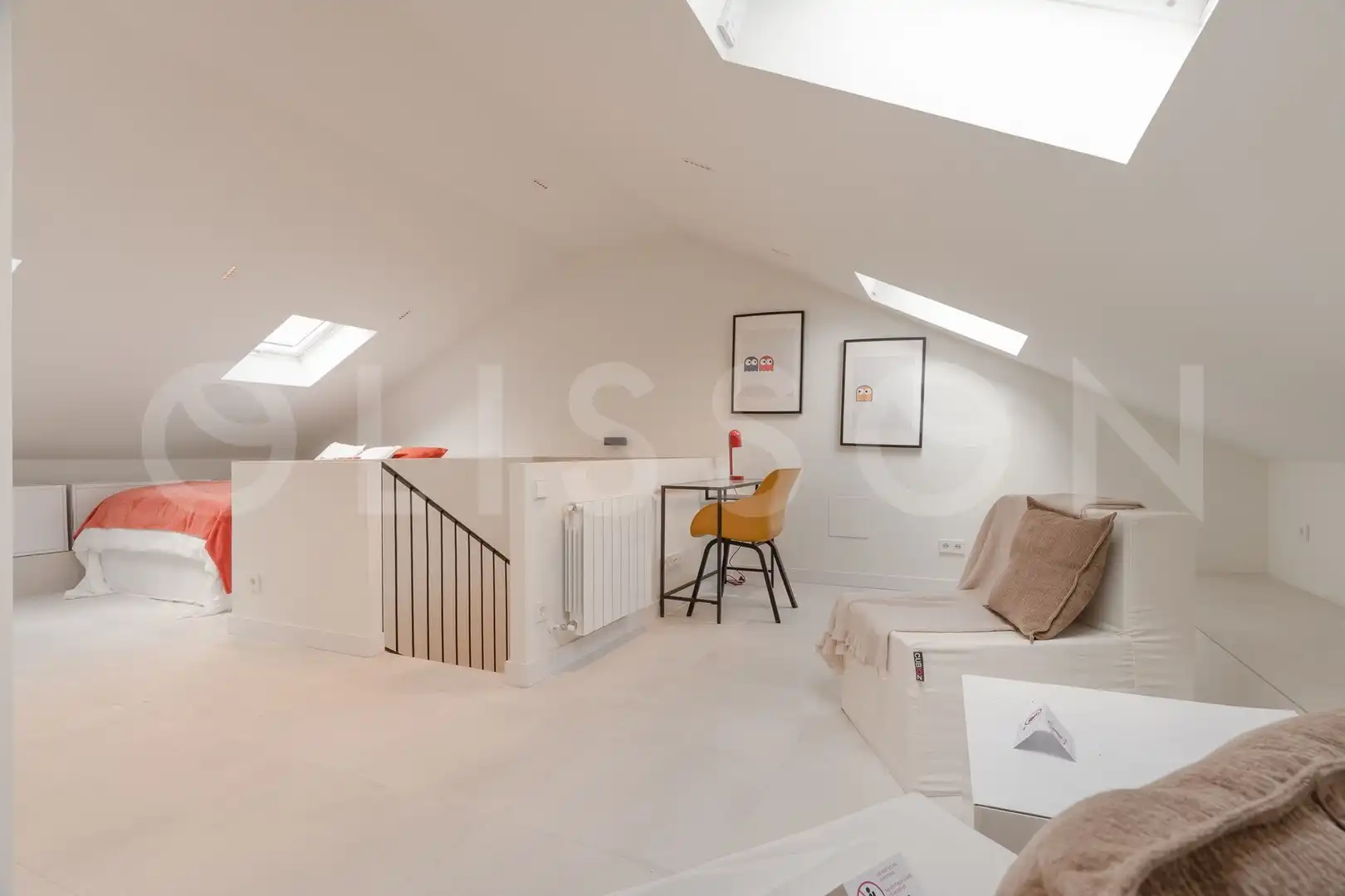 Houses for sale in Madrid  with Air Conditioner, Heating and Private garden