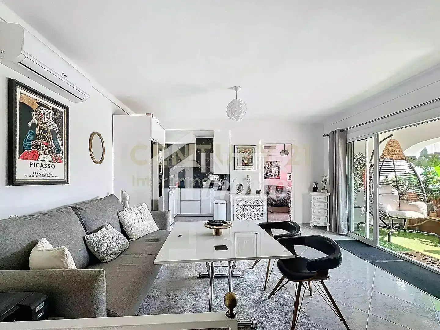 Living room of Houses for sale in Empuriabrava  with Private garden and Swimming Pool