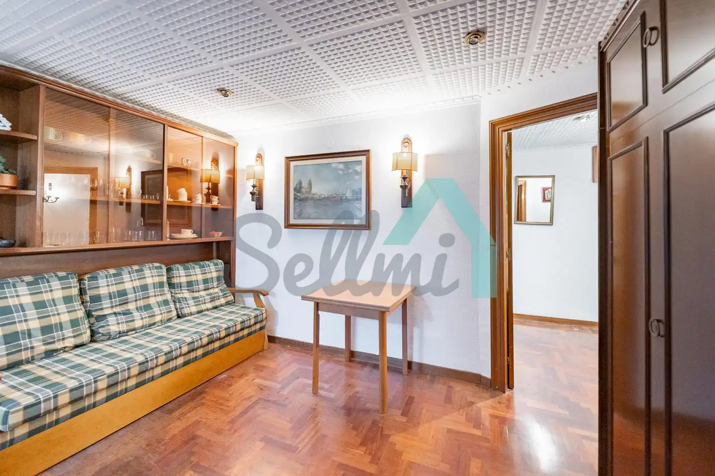 Flat for rent in Gijón   with Heating, Parquet flooring and Furnished