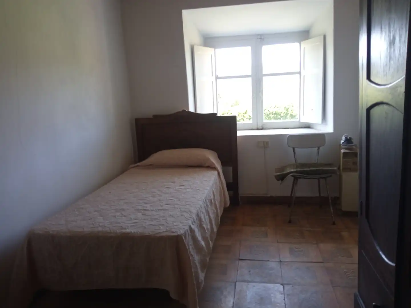 Habitación de Finca rústica en venta en Valdés - Luarca con Jardín privado, Terraza y Amueblado