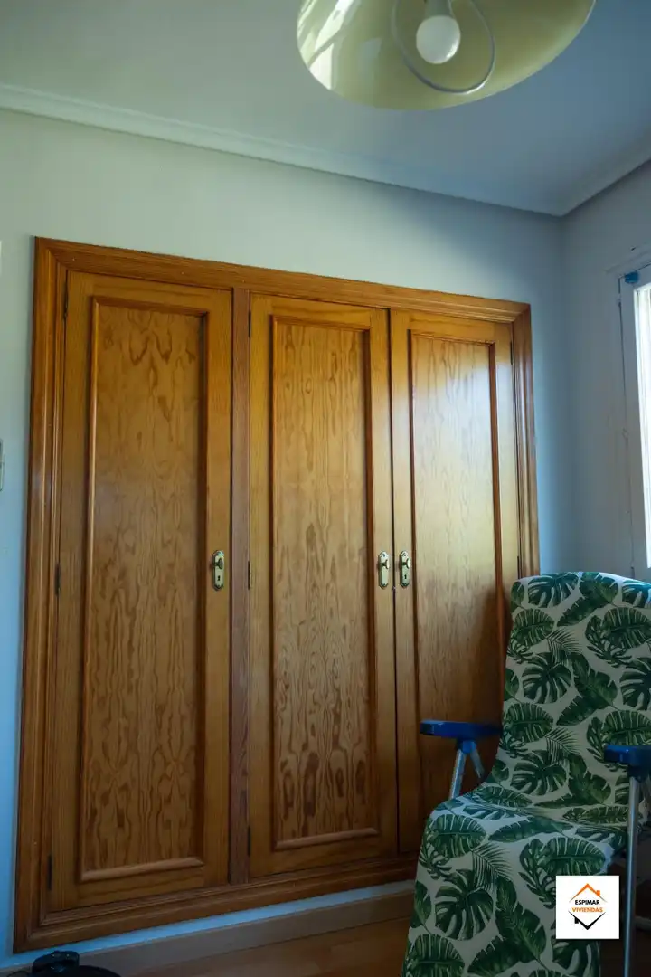 Bedroom of Houses for sale in Zaragoza  with Air Conditioner, Heating and Private garden
