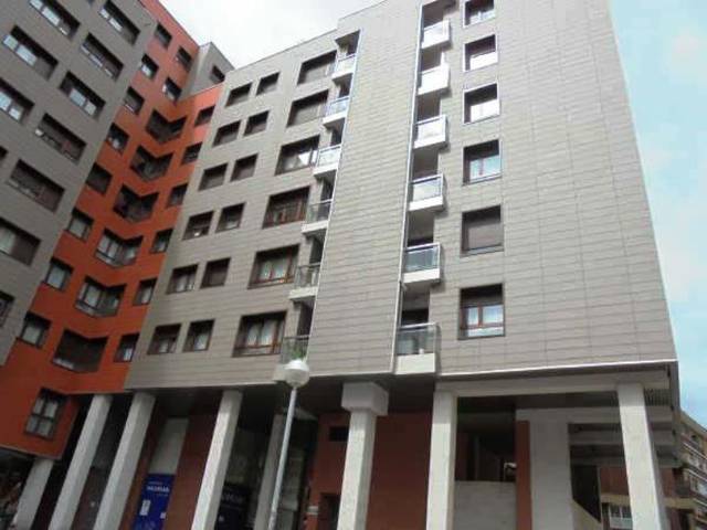 Local comercial en Venta en San Vicente, 3 en Bagatza - San Vicente