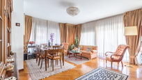 Sala d'estar de Apartament en venda en  Madrid Capital amb Terrassa