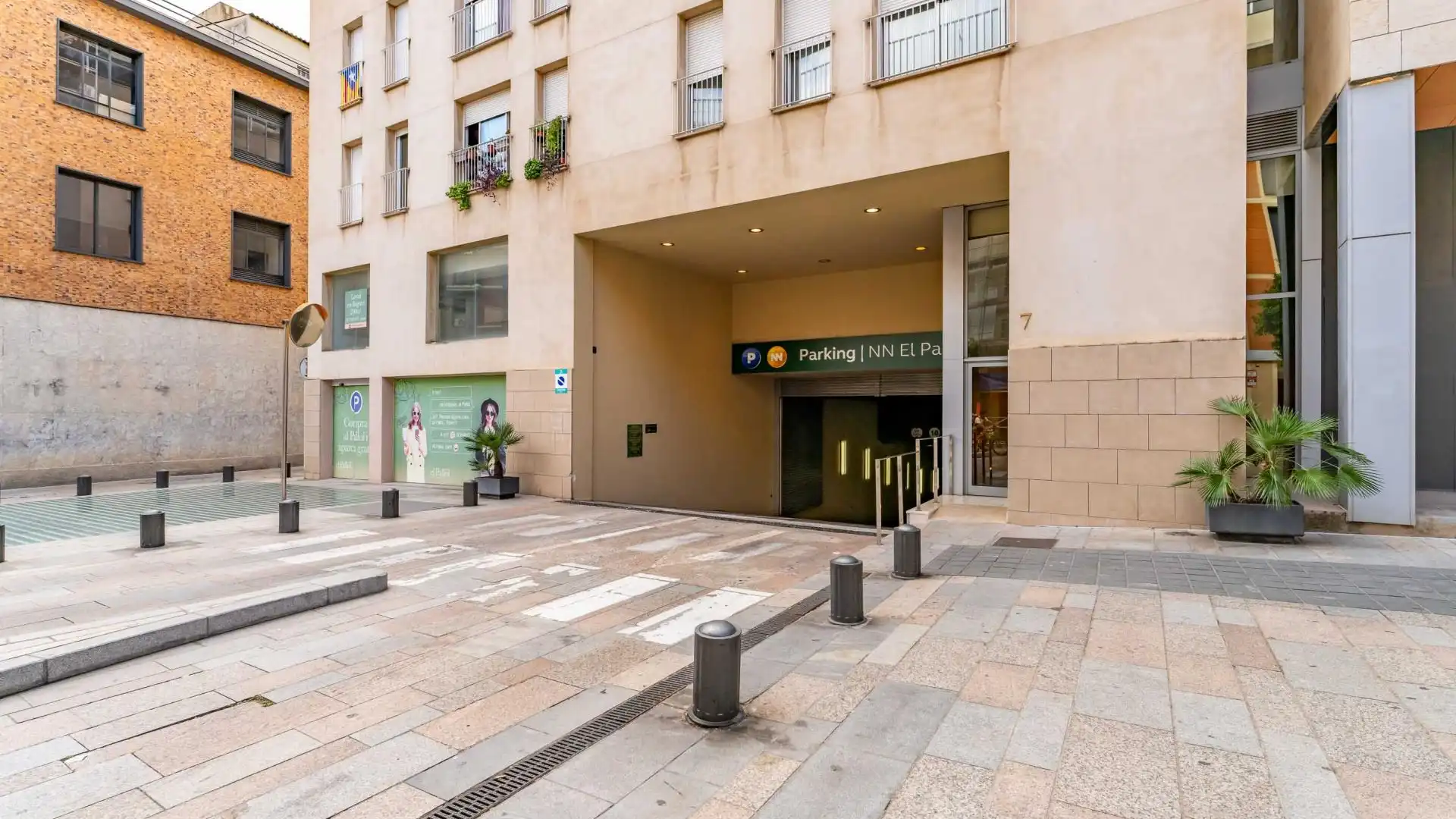 Parking of Garage for rent in Reus