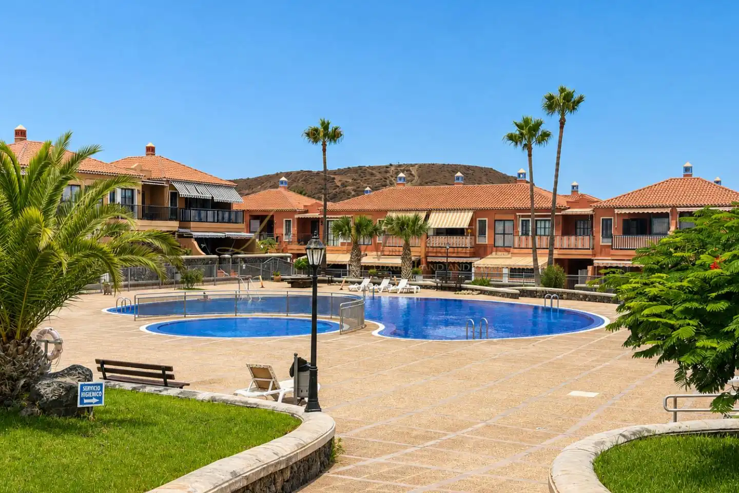 Exterior view of Flat for sale in Arona  with Terrace, Furnished and Community pool