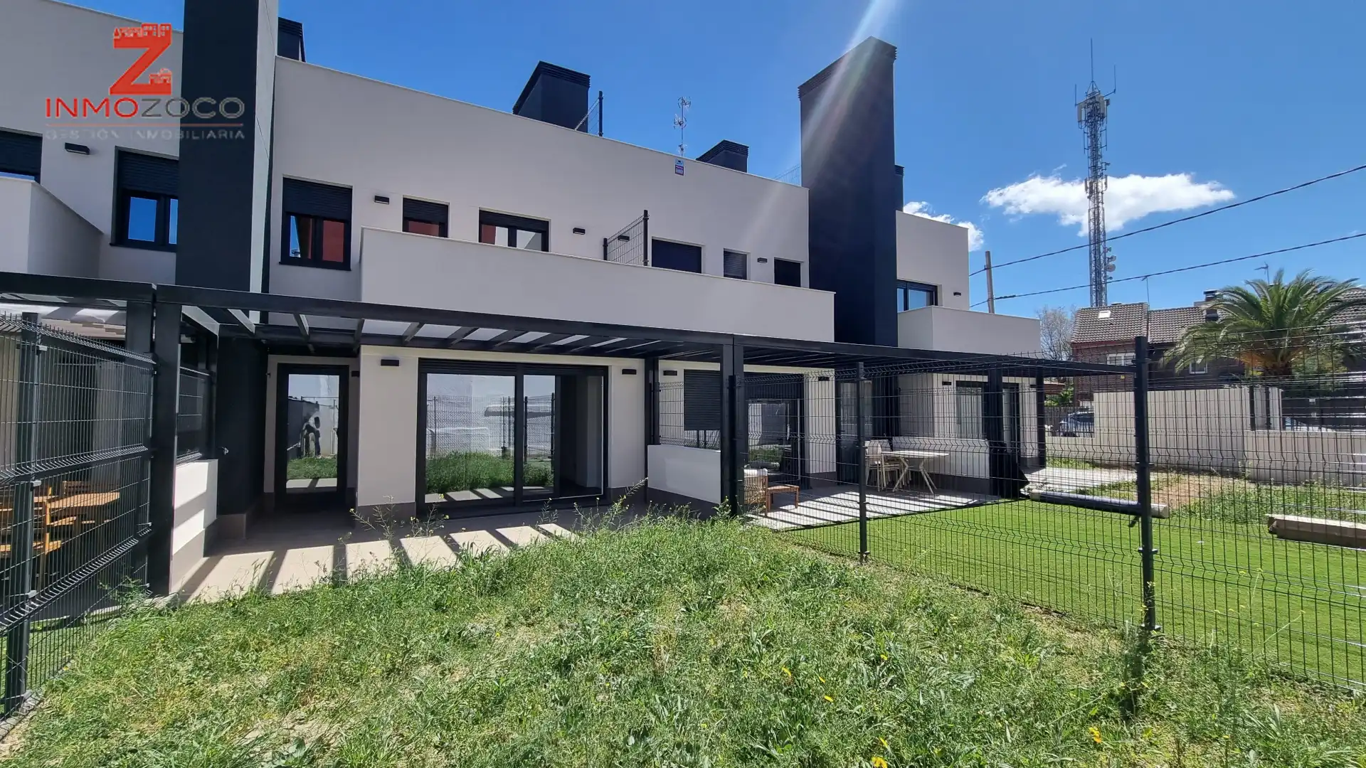 Exterior view of Detached homes for sale in Las Rozas de Madrid  with Heating, Private garden and Terrace
