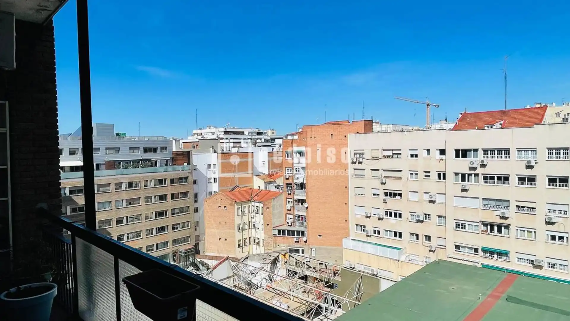 Vista exterior de Piso en venta en  Madrid Capital con Aire acondicionado, Calefacción y Terraza